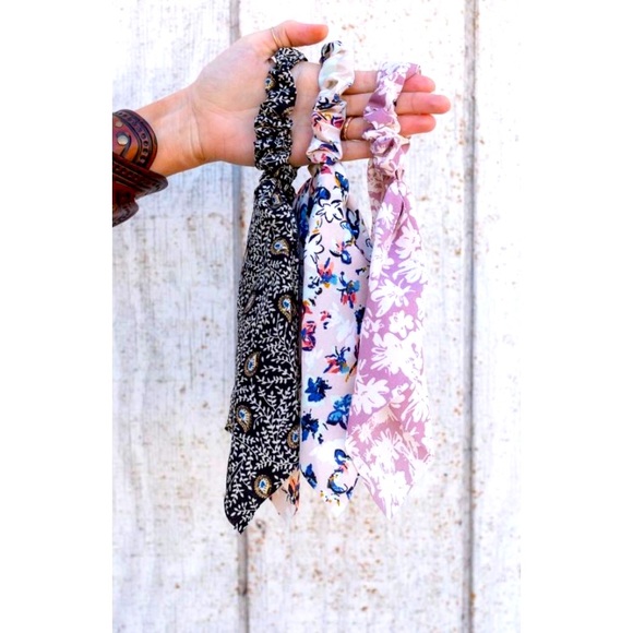 Three Bird Nest Accessories - NWT - Long Tail Floral Hair Tie Set (3 pack)